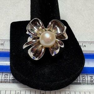 Ann King 925 Silver Floral Ring with White Pearl Center